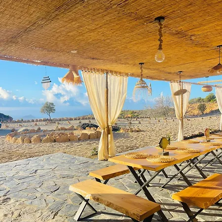 Cuevas - 3 Bed In A Serene Setting Holiday home *