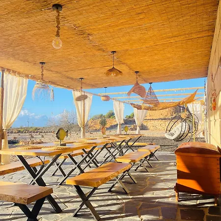 בית נופש Cuevas - 3 Bed In A Serene Setting